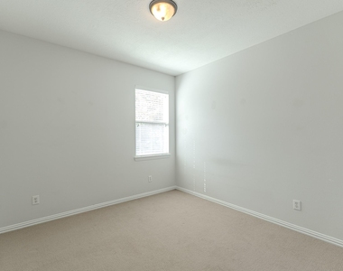 130 W Montfair Boulevard - Photo Thumbnail 18