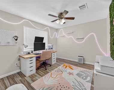 8302 Sanford Street - Photo Thumbnail 15