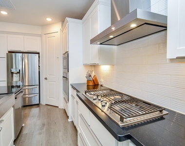 4303 Sage Glen Lane - Photo Thumbnail 16