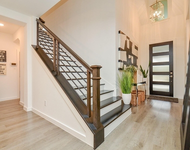 4303 Sage Glen Lane - Photo Thumbnail 4