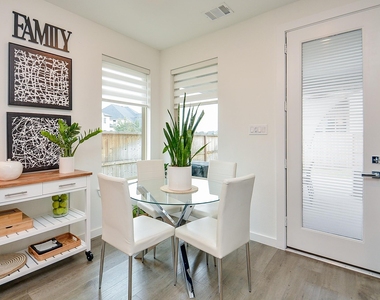 4303 Sage Glen Lane - Photo Thumbnail 17