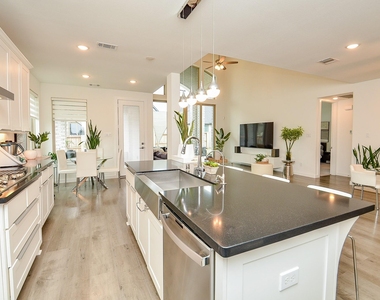4303 Sage Glen Lane - Photo Thumbnail 15