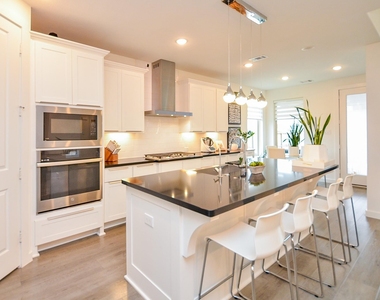 4303 Sage Glen Lane - Photo Thumbnail 13