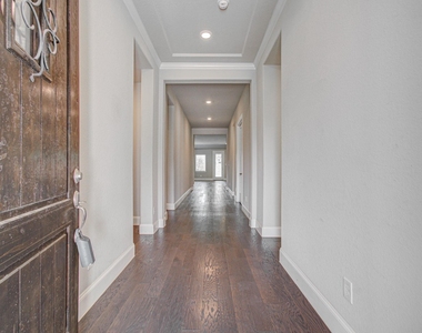 10223 Wylde Point Lane - Photo Thumbnail 5