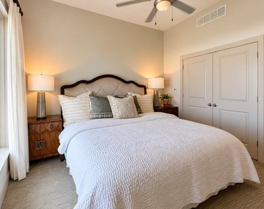 1400 Mckinney Street - Photo Thumbnail 9