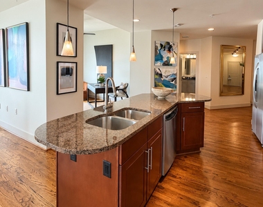 1400 Mckinney Street - Photo Thumbnail 6