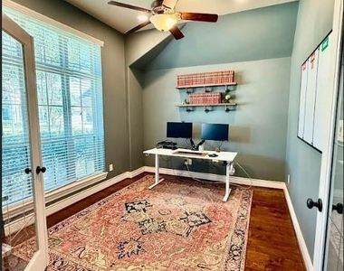 2914 Legend Hill Drive - Photo Thumbnail 6