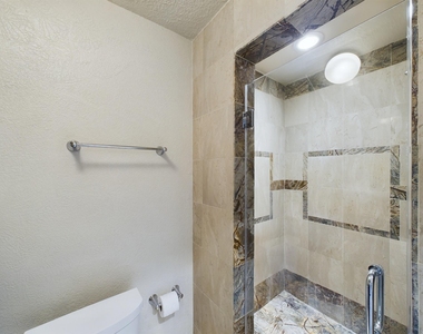 2607 Lawrence Street - Photo Thumbnail 5