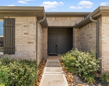 40510 Birch Shadow Court - Photo Thumbnail 2