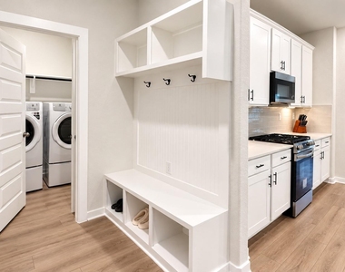 8602 Blueberry Ash Street - Photo Thumbnail 7
