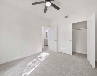 9129 Brandon Street - Photo Thumbnail 10