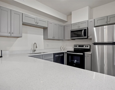 9129 Brandon Street - Photo Thumbnail 6