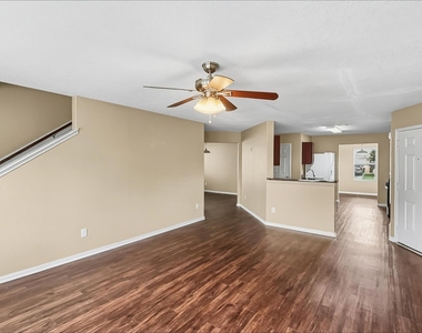 9928 Grebe Drive - Photo Thumbnail 6