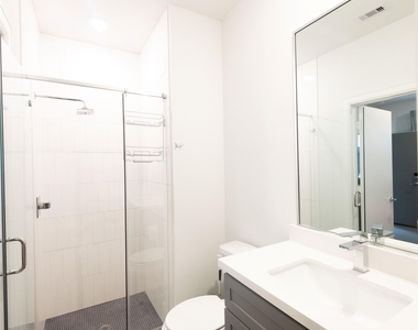 2711 Eado Grove Lane - Photo Thumbnail 4