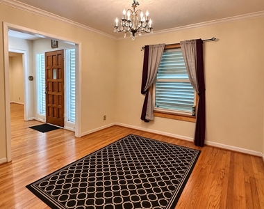 2214 Boss Street - Photo Thumbnail 1
