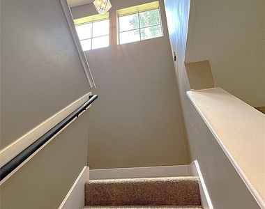 6819 Kingwood Glen Drive - Photo Thumbnail 13