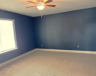 6819 Kingwood Glen Drive - Photo Thumbnail 17