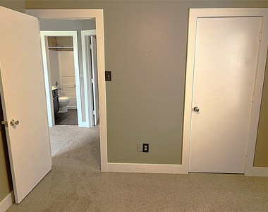 6819 Kingwood Glen Drive - Photo Thumbnail 29