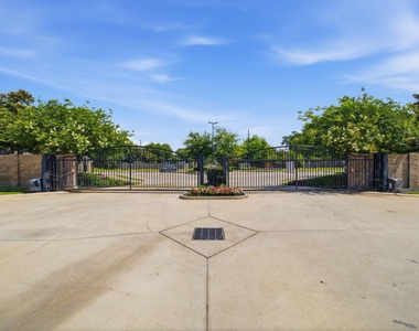 1417 Biondo Way - Photo Thumbnail 25