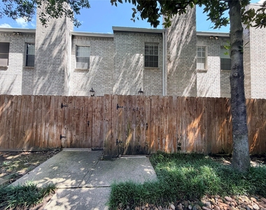 17629 Red Oak Drive - Photo Thumbnail 1