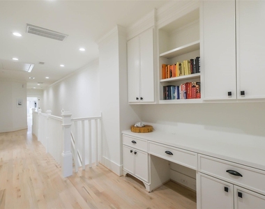 508 W 26th Street - Photo Thumbnail 19