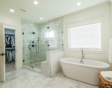 508 W 26th Street - Photo Thumbnail 27