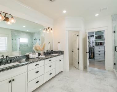 508 W 26th Street - Photo Thumbnail 25