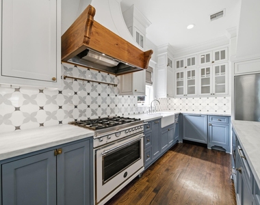 728 Bayland Avenue - Photo Thumbnail 6
