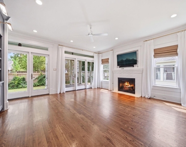 728 Bayland Avenue - Photo Thumbnail 12
