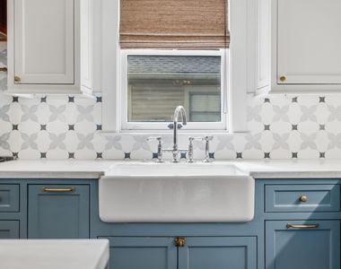 728 Bayland Avenue - Photo Thumbnail 8