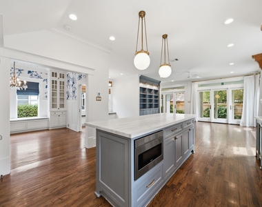 728 Bayland Avenue - Photo Thumbnail 7