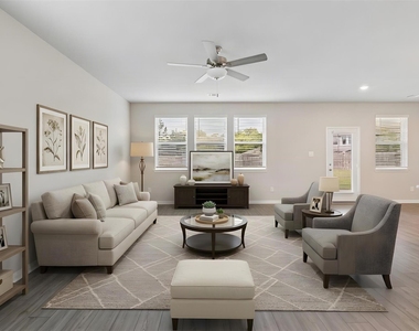 2046 West Darlington Oak Ct - Photo Thumbnail 7