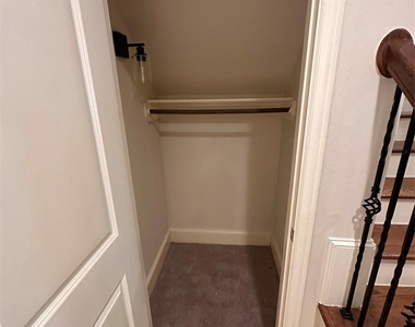 6353 Richmond Avenue - Photo Thumbnail 20