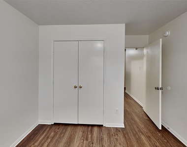 17602 Coventry Oaks Drive - Photo Thumbnail 16