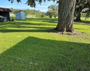 5249 County Road 353 - Photo Thumbnail 5