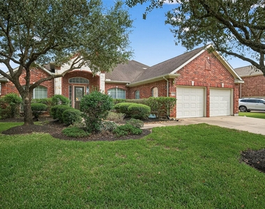 2223 Fern Mist Lane - Photo Thumbnail 3