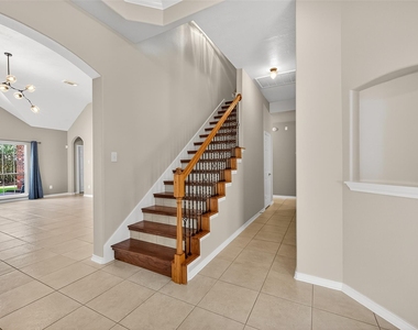 2223 Fern Mist Lane - Photo Thumbnail 11
