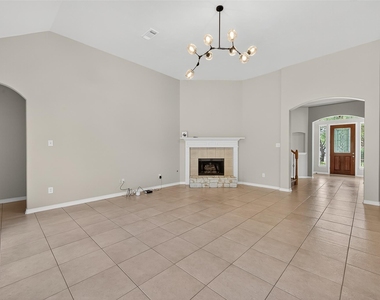 2223 Fern Mist Lane - Photo Thumbnail 13