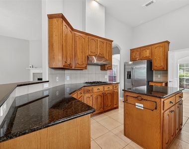 2223 Fern Mist Lane - Photo Thumbnail 18