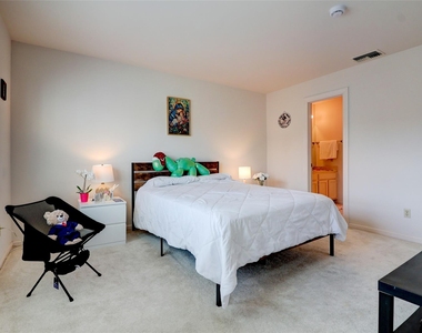 600 Wilcrest Drive - Photo Thumbnail 35