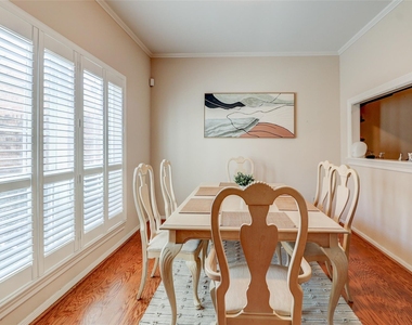600 Wilcrest Drive - Photo Thumbnail 15