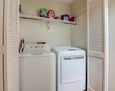 600 Wilcrest Drive - Photo Thumbnail 27