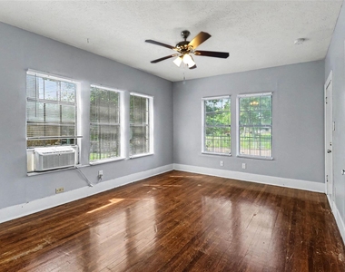 5121 Polk Street - Photo Thumbnail 10