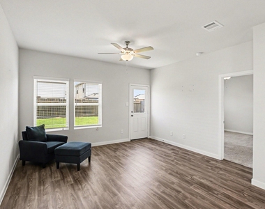 16909 Needlepoint Drive - Photo Thumbnail 6