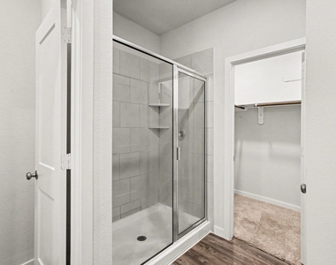 16909 Needlepoint Drive - Photo Thumbnail 9