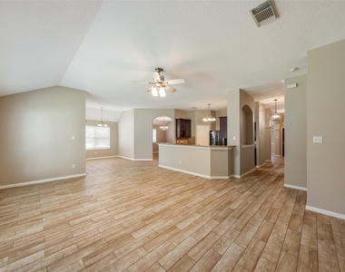 30627 N Sulphur Creek Drive - Photo Thumbnail 8