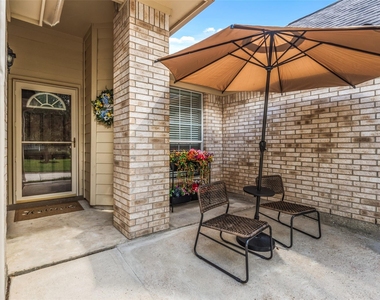 30627 N Sulphur Creek Drive - Photo Thumbnail 2