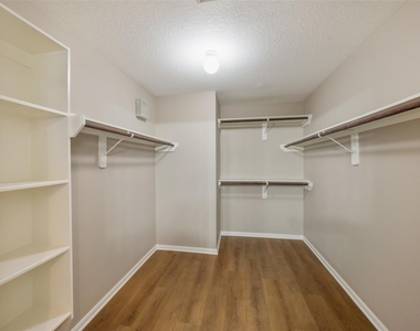 30627 N Sulphur Creek Drive - Photo Thumbnail 17