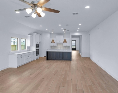 1602 Perdido Way - Photo Thumbnail 6