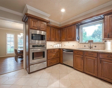 8114 Fernbrook Lane - Photo Thumbnail 3